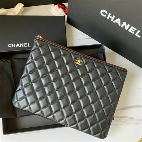 chanel classic pouch review